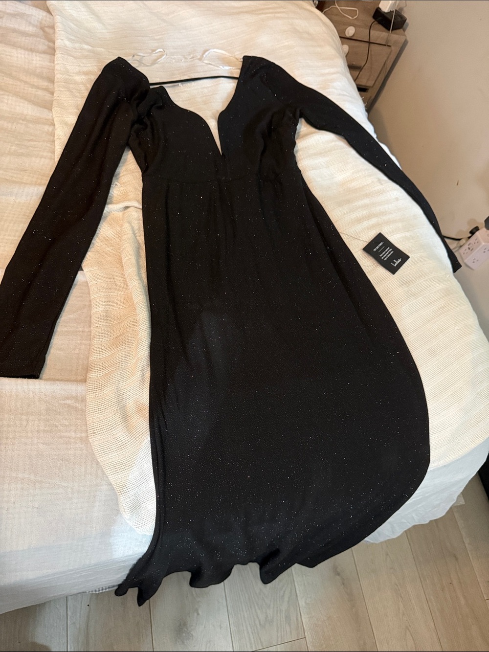 Lulu's Black Long-Sleeve Sparkle V-Neck Dress